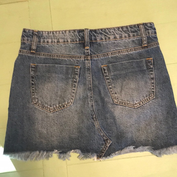 Jean skirt - Picture 3 of 3